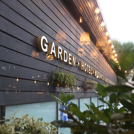 花园酒店 海法 外观 照片