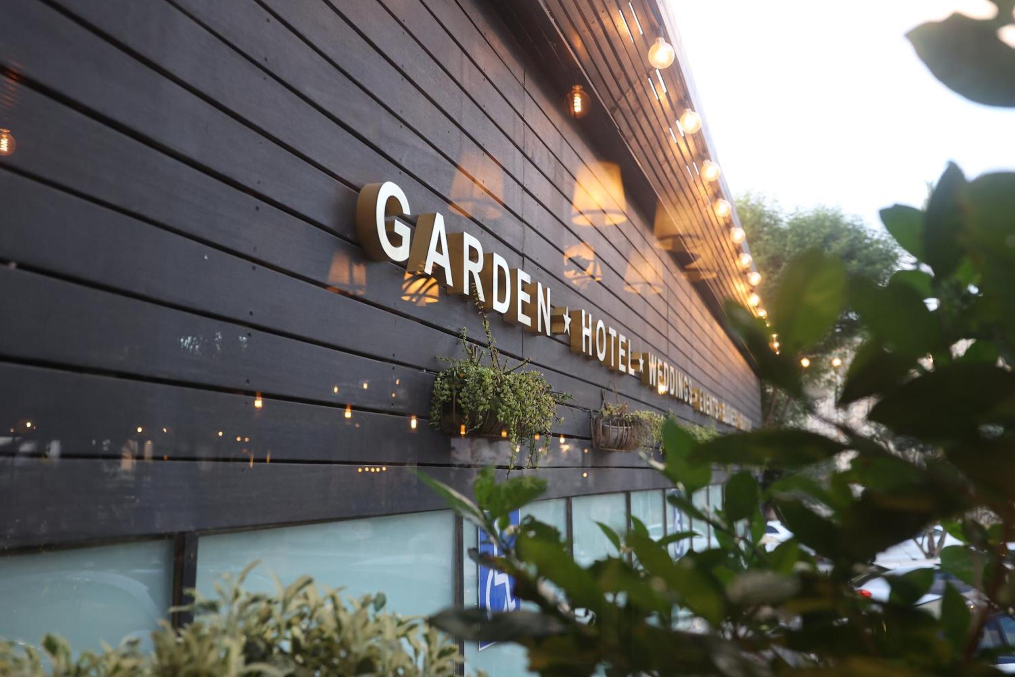 花园酒店 海法 外观 照片