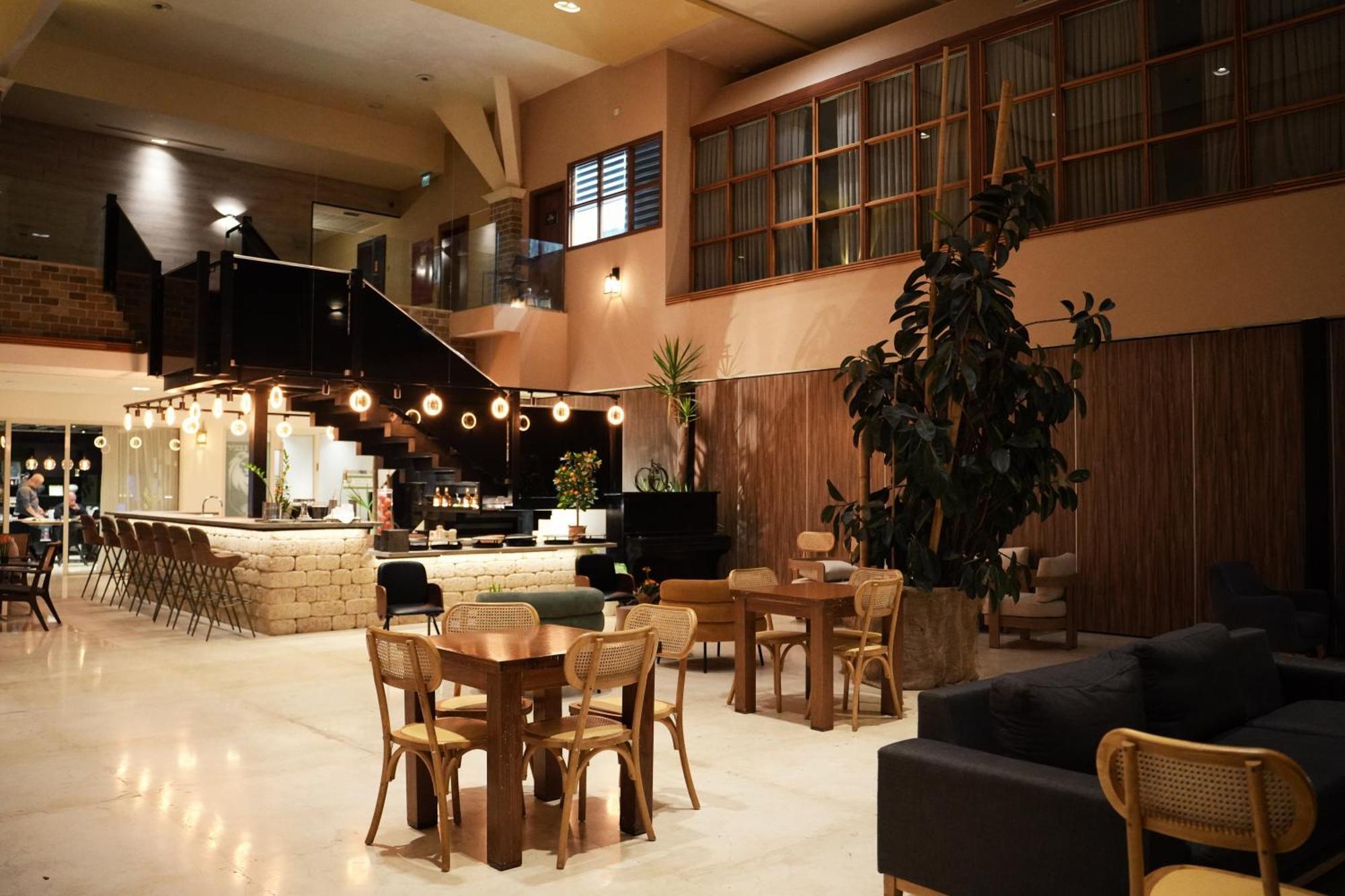 花园酒店 海法 外观 照片